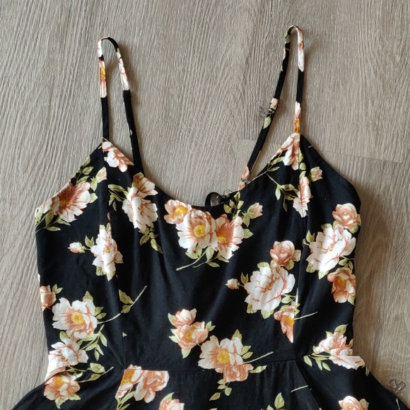 Forever 21 Black Lace-up Floral Summer Minidress Large - Picture 4 of 12